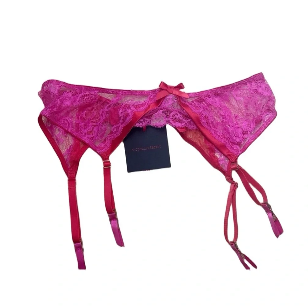 Victoria’s Secret Pink Lace Garter Belt M/L NWT Boudoir Valentine Lingerie￼